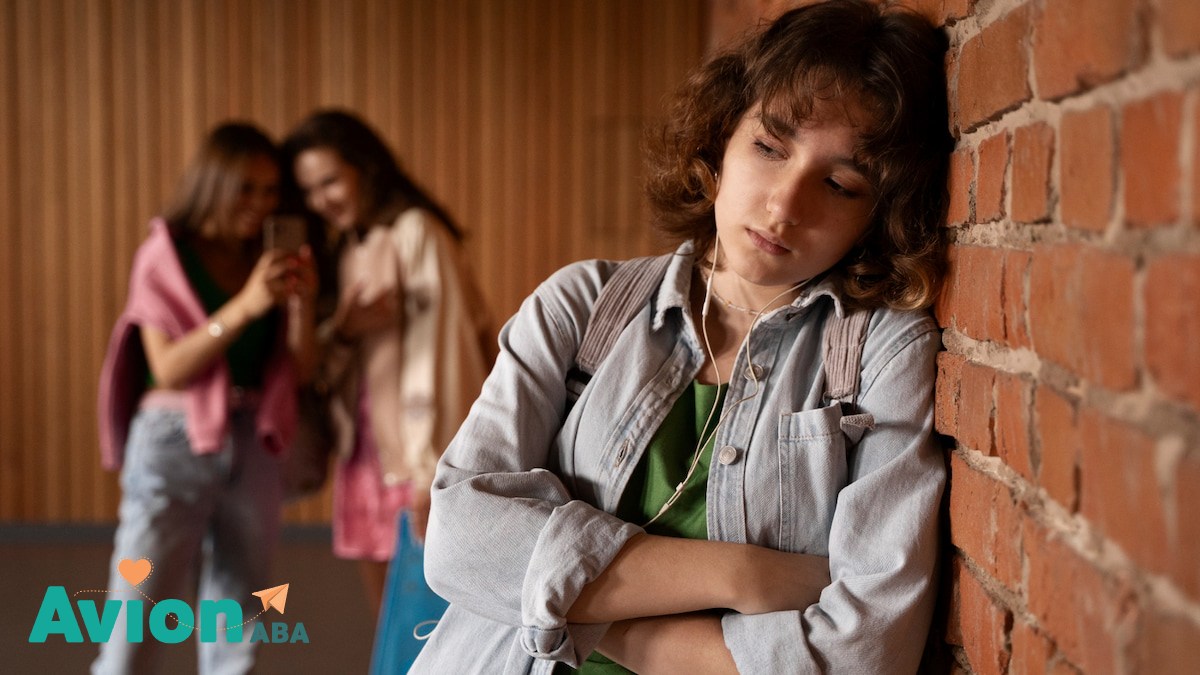 Professional ABA therapist working with child - in-home therapy